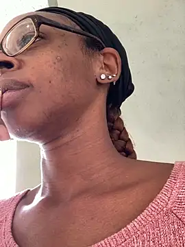 Snapshot of Jasmine_FullsShine chatting on December 2025 08:03:02 PM Jasmine FullsShine online show from December 2025 08:03:02 PM