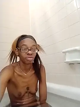 Snapshot of Jasmine_FullsShine chatting on February 2026 04:05:02 PM Jasmine FullsShine online show from February 2026 04:05:02 PM