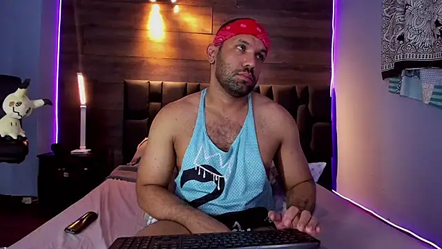 anthonylatynxd online show from February 2025 11:41:02 PM