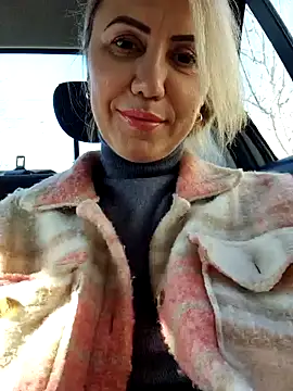 Pandora Vibes online show from January 2025 10:51:02 AM