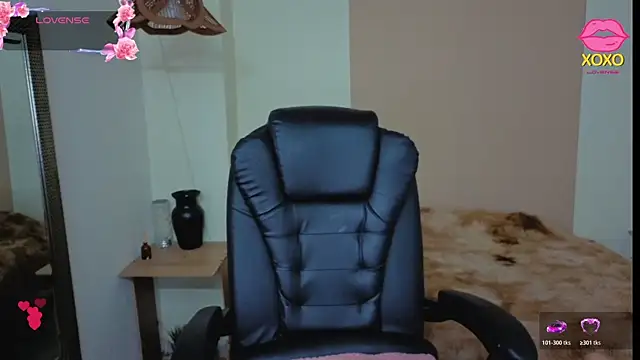 AnisiaFarina online show from December 2025 11:19:01 AM