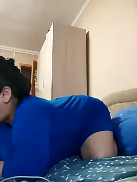 Zulfiya Bruce online show from December 2025 09:46:02 PM