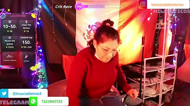 Snapshot of LaInsaciableIntensa chatting on November 2025 11:09:01 PM LaInsaciableIntensa online show from November 2025 11:09:01 PM