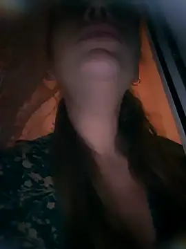 Keli Jessi online show from November 2025 07:36:01 PM