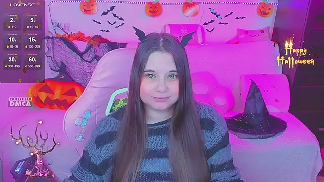 Lolisuccub online show from November 2025 06:32:01 PM