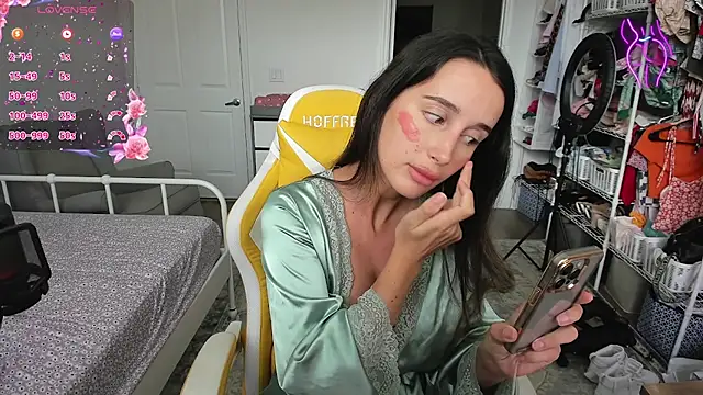 sweetbuttocks1 online show from January 2026 05:38:01 PM