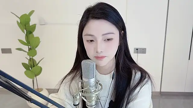 HaagenDazs  online show from March 2025 04:19:01 AM