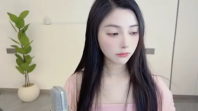 HaagenDazs  online show from March 2025 01:02:02 AM