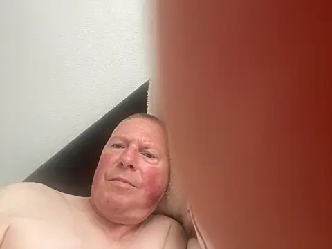 boilinghot123 online show from September 2025 07:43:01 AM