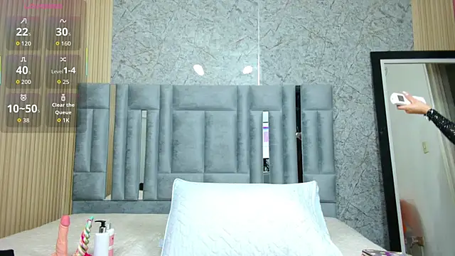 veronicaroose  online show from October 2025 01:12:02 PM