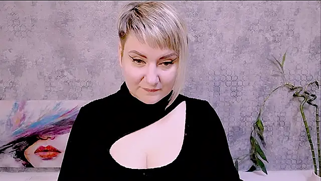 Djullia online show from November 2025 06:14:02 AM