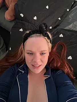 Snapshot of AnjaAmelia chatting on February 2026 12:34:01 PM AnjaAmelia online show from February 2026 12:34:01 PM