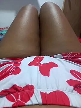 Snapshot of annie-19 chatting on November 2025 04:00:01 AM annie-19 online show from November 2025 04:00:01 AM