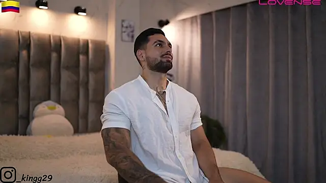 Snapshot of john_king29 chatting on November 2025 10:32:02 PM john king29 online show from November 2025 10:32:02 PM