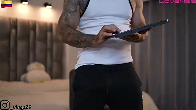 Snapshot of john_king29 chatting on November 2025 08:07:01 PM john king29 online show from November 2025 08:07:01 PM