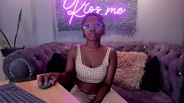 nilosolem online show from January 2025 07:28:02 PM