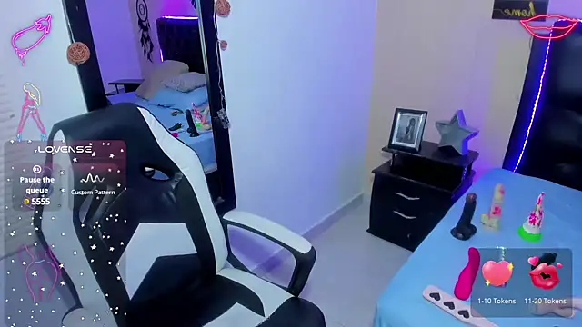 mila katts online show from January 2025 09:02:01 AM