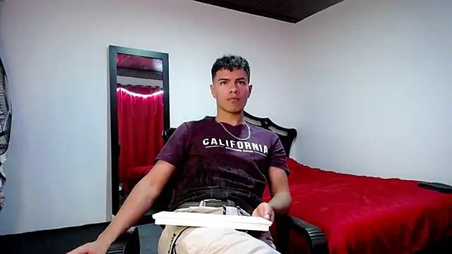 Snapshot of Deiby_casas chatting on February 2025 07:02:02 AM Deiby casas online show from February 2025 07:02:02 AM