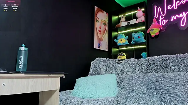 Katiehill 1 online show from March 2025 03:10:02 PM