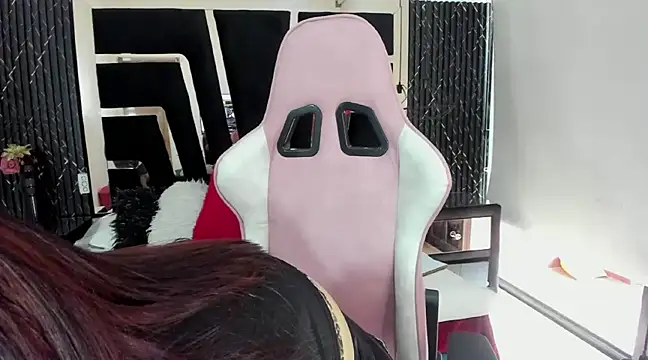 Snapshot of dirtylola39 chatting on March 2025 08:23:02 PM dirtylola39 online show from March 2025 08:23:02 PM