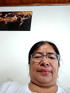 Snapshot of __valentina18 chatting on December 2024 01:17:01 PM   valentina18 online show from December 2024 01:17:01 PM