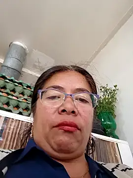 Snapshot of __valentina18 chatting on December 2024 01:32:01 PM   valentina18 online show from December 2024 01:32:01 PM