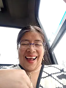 Snapshot of __valentina18 chatting on December 2024 04:20:01 PM   valentina18 online show from December 2024 04:20:01 PM