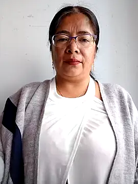 Snapshot of __valentina18 chatting on January 2025 01:13:01 PM   valentina18 online show from January 2025 01:13:01 PM