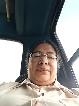 Snapshot of __valentina18 chatting on January 2025 04:24:01 PM   valentina18 online show from January 2025 04:24:01 PM