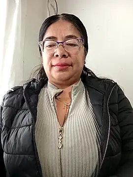 Snapshot of __valentina18 chatting on September 2025 01:11:02 PM   valentina18 online show from September 2025 01:11:02 PM