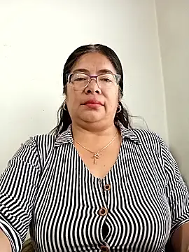 Snapshot of __valentina18 chatting on September 2025 01:03:01 PM   valentina18 online show from September 2025 01:03:01 PM