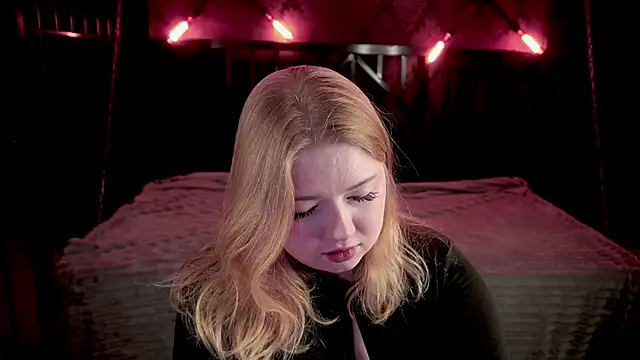 Snapshot of Tinker_Belll chatting on February 2026 08:07:01 PM Tinker Belll online show from February 2026 08:07:01 PM