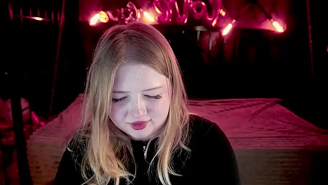 Snapshot of Tinker_Belll chatting on February 2026 08:16:01 PM Tinker Belll online show from February 2026 08:16:01 PM