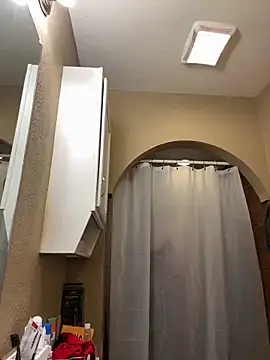 Snapshot of pumaHotz chatting on March 2025 11:23:02 PM pumaHotz online show from March 2025 11:23:02 PM