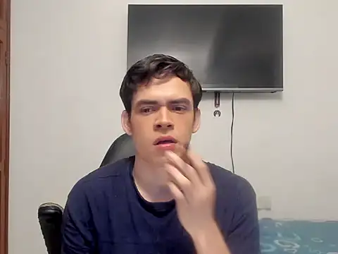 Snapshot of Lucian_Gomez_ chatting on October 2025 06:50:02 AM Lucian Gomez  online show from October 2025 06:50:02 AM