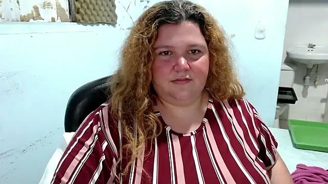 Snapshot of squirt322bbw chatting on May 2026 02:42:02 AM squirt322bbw online show from May 2026 02:42:02 AM