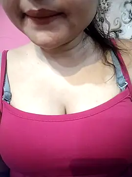 Snapshot of soniya_cute chatting on May 2026 06:05:01 PM soniya cute online show from May 2026 06:05:01 PM