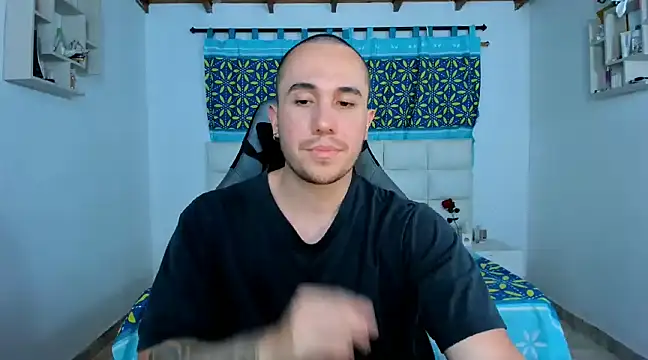 juan  jimenez online show from February 2025 12:19:01 AM