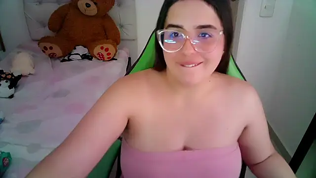  alicia z online show from December 2024 05:57:01 PM