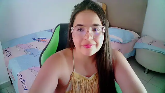  alicia z online show from January 2025 06:33:02 PM