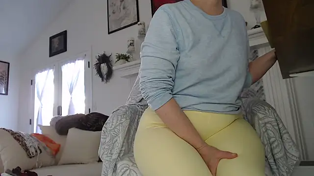 AuroraWillows online show from January 2026 05:27:02 PM