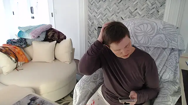 AuroraWillows online show from January 2026 07:05:02 PM