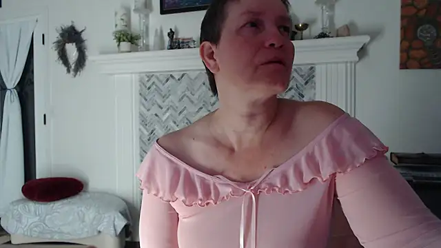 AuroraWillows online show from March 2026 11:28:02 AM