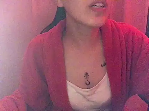 Snapshot of YumieCp chatting on March 2025 09:49:01 AM YumieCp online show from March 2025 09:49:01 AM