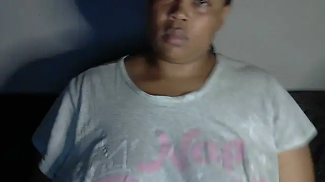 Snapshot of Sexy-queen99xx chatting on October 2025 11:18:01 PM Sexy-queen99xx online show from October 2025 11:18:01 PM
