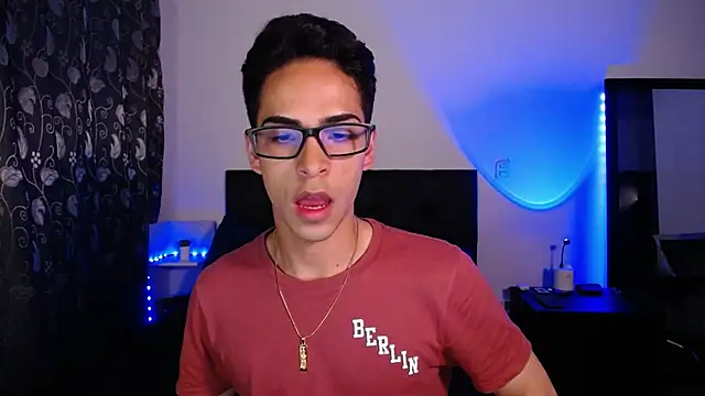 aodaboyyy online show from January 2025 11:51:01 PM