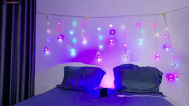 AnnJey online show from April 2026 09:04:01 AM