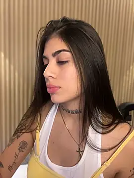 Sarasanders 4 online show from November 2025 04:59:01 AM