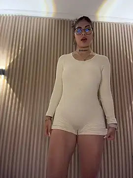 Sarasanders 4 online show from February 2026 02:09:02 AM