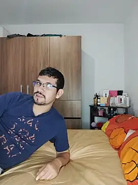 Isaandysex2428 online show from November 2025 01:36:01 AM